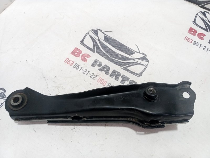 Рычаг подвески задний правый Rogue 2021 T33 2.5