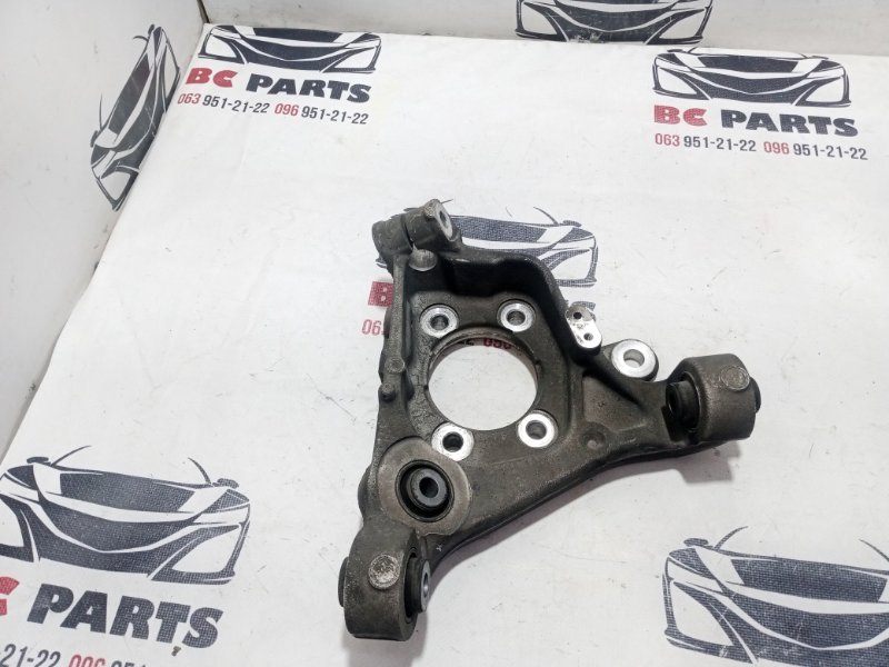 Цапфа задняя правая Rogue 2021 T33 2.5