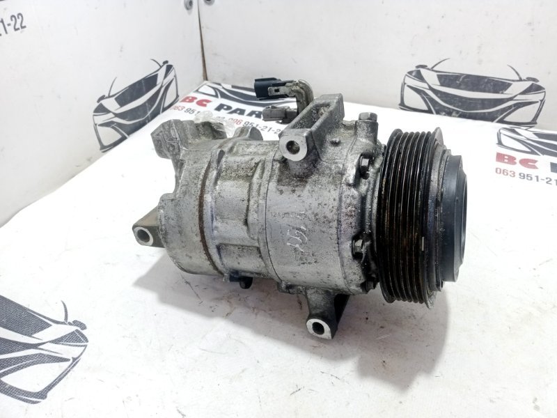 Компрессор кондиционера Nissan Rogue T33 2.5 Компрессор кондиционера Nissan Rogue T33 2.5