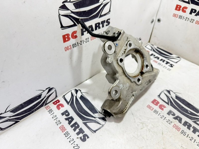 Цапфа задняя правая Rogue 2020 T33 2.5 Цапфа задняя правая Rogue 2020 T33 2.5