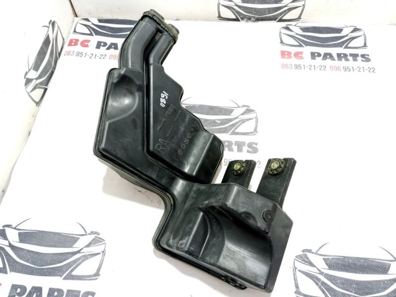 Резонатор воздушного фильтра Nissan Rogue 2021 T33 2.5 16585-6RA0A Б/У