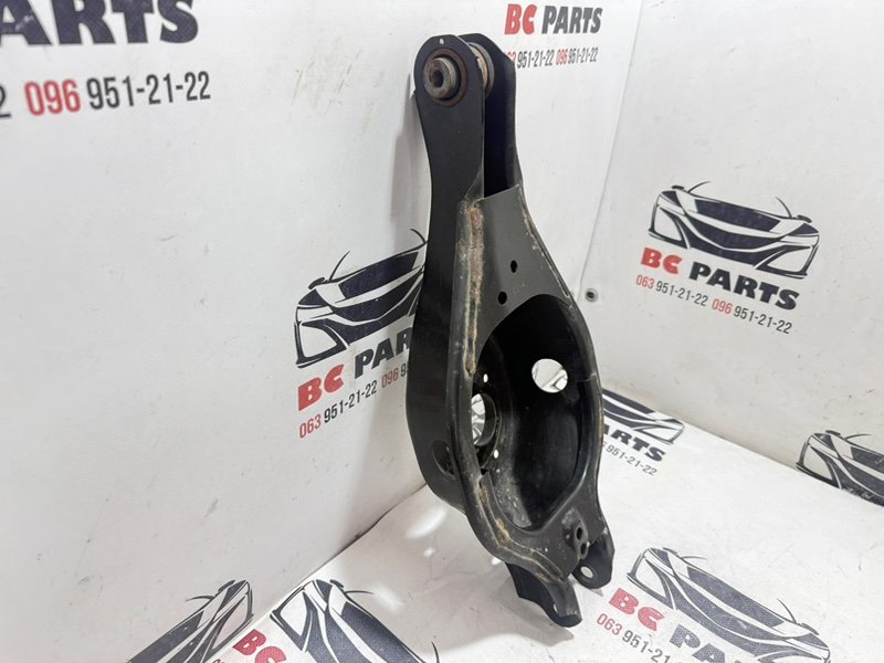 Рычаг подпружинный задний Nissan Rogue 2020 T33 2.5 551B0-6RA0A Б/У