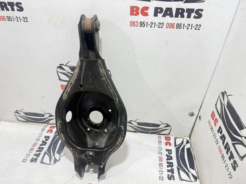 Рычаг подпружинный задний Rogue 2020 T33 2.5