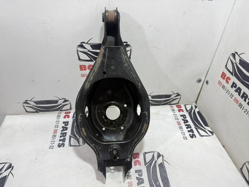 Рычаг подпружинный задний Rogue 2020 T33 2.5