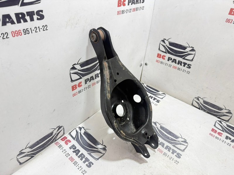 Рычаг подпружинный задний Rogue 2020 T33 2.5