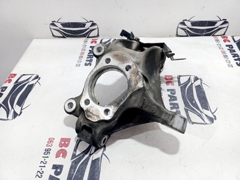 Цапфа передняя левая Nissan Rogue T33 2.5