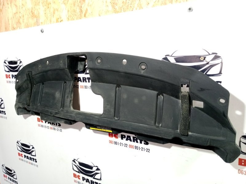 Накладка передней панели Nissan Rogue T33 2.5