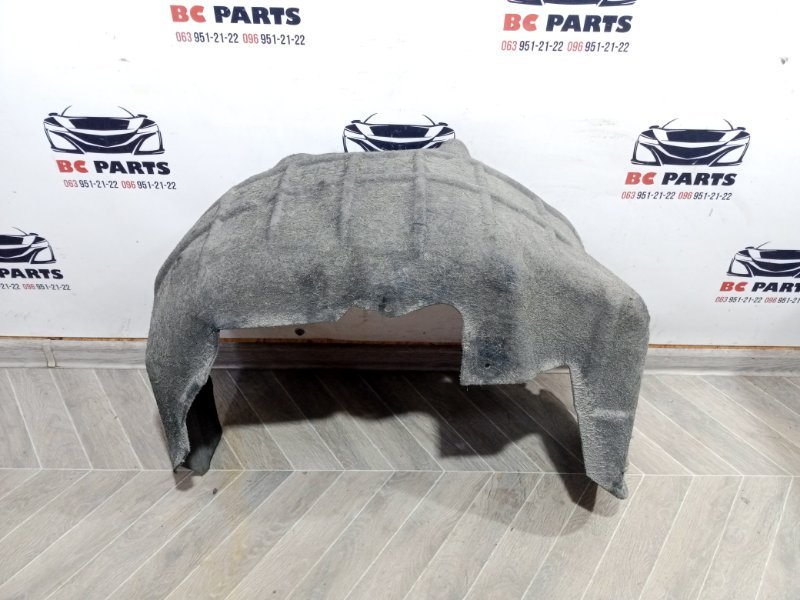 Запчасть подкрылок задний правый Nissan Rogue 2021 T33 2.5 76748-6RR0B Б/У Подкрылок задний правый Nissan Rogue 2021 T33 2.5 76748-6RR0B Б/У