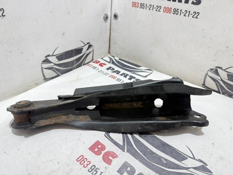 Рычаг подвески задний правый Rogue 2020 T33 2.5