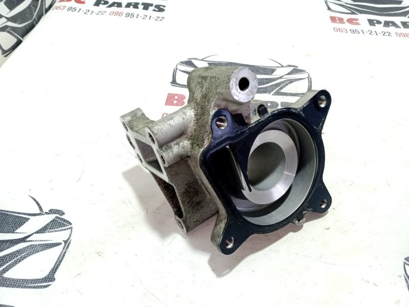 Корпус помпы Nissan Rogue 2019 T32 QR25 2.5 21013-3TA0A Б/У