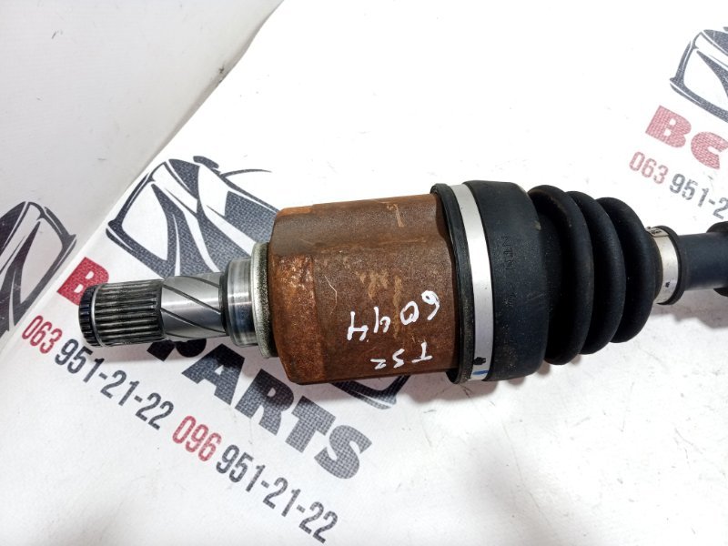 Привод ( полуось) передний левый Rogue 2019 T32 QR25 2.5 Привод ( полуось) передний левый Rogue 2019 T32 QR25 2.5