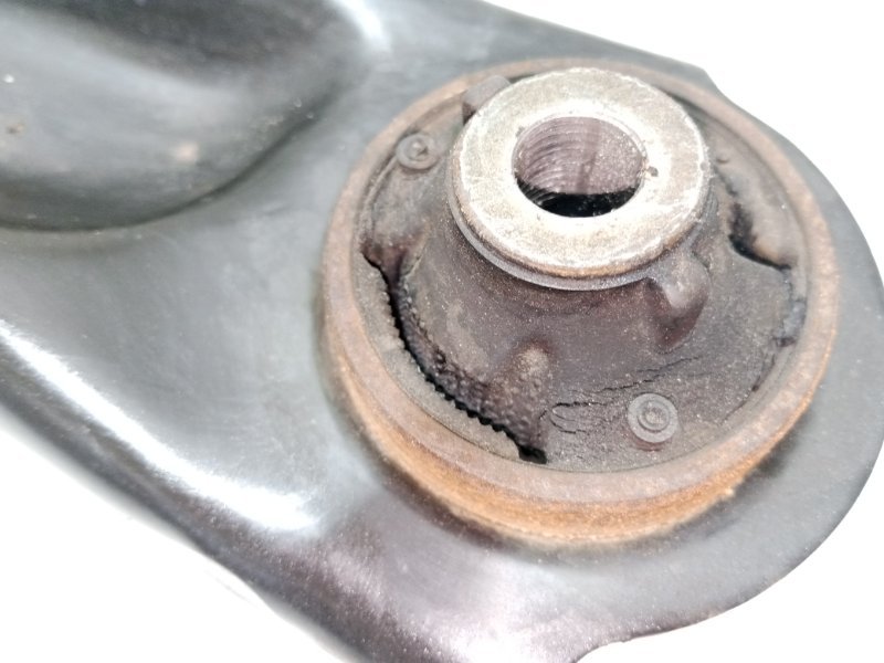 Рычаг подвески передний левый Rogue 2019 T32 QR25 2.5