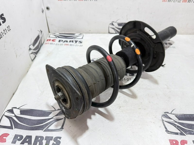 Стойка подвески передняя левая Rogue 2020 T33 2.5 Стойка подвески передняя левая Rogue 2020 T33 2.5