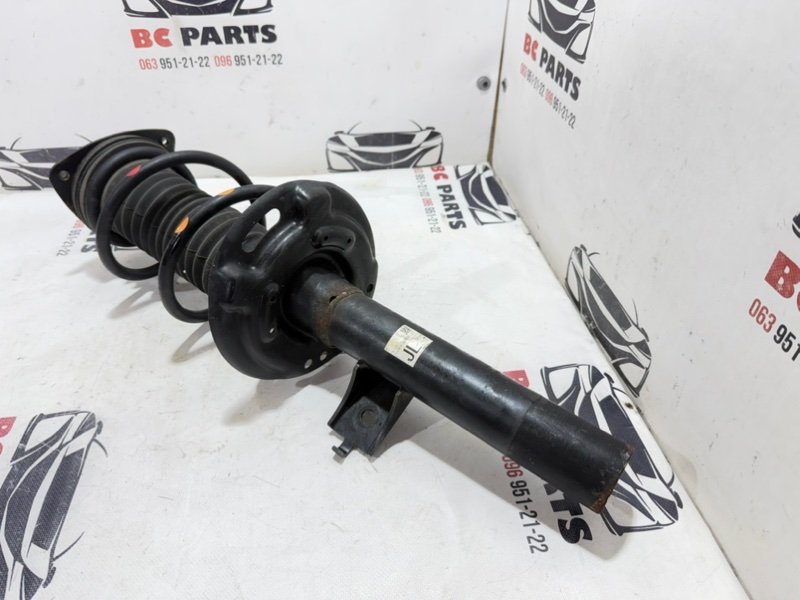 Стойка подвески передняя левая Rogue 2020 T33 2.5 Стойка подвески передняя левая Rogue 2020 T33 2.5