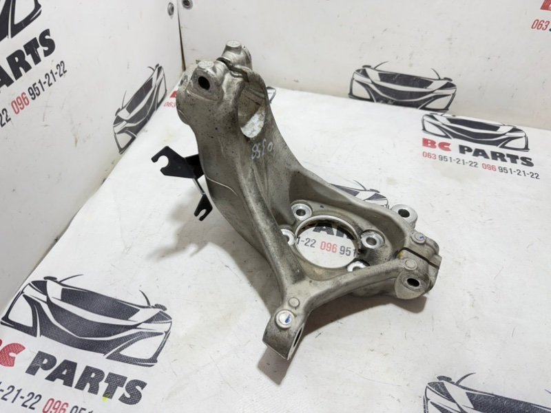 Кулак поворотный передний левый Rogue 2020 T33 2.5