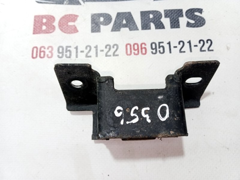 Подушка глушителя передняя Rogue 2020 T33 2.5