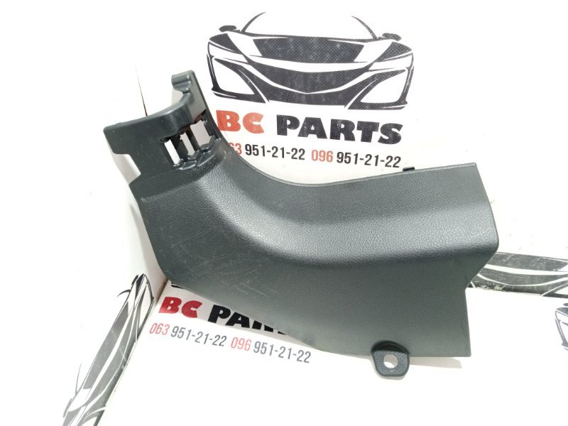 Накладка на порог салона передняя левая Nissan Rogue T32 QR25 2.5