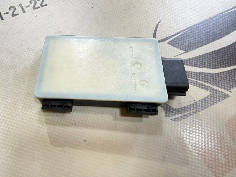 Датчик слепых зон Nissan Rogue T33 2.5