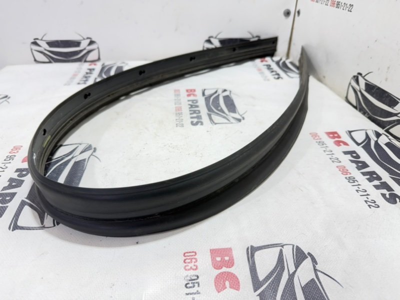 Накладка порога правая Rogue 2020 T33 2.5 Накладка порога правая Rogue 2020 T33 2.5