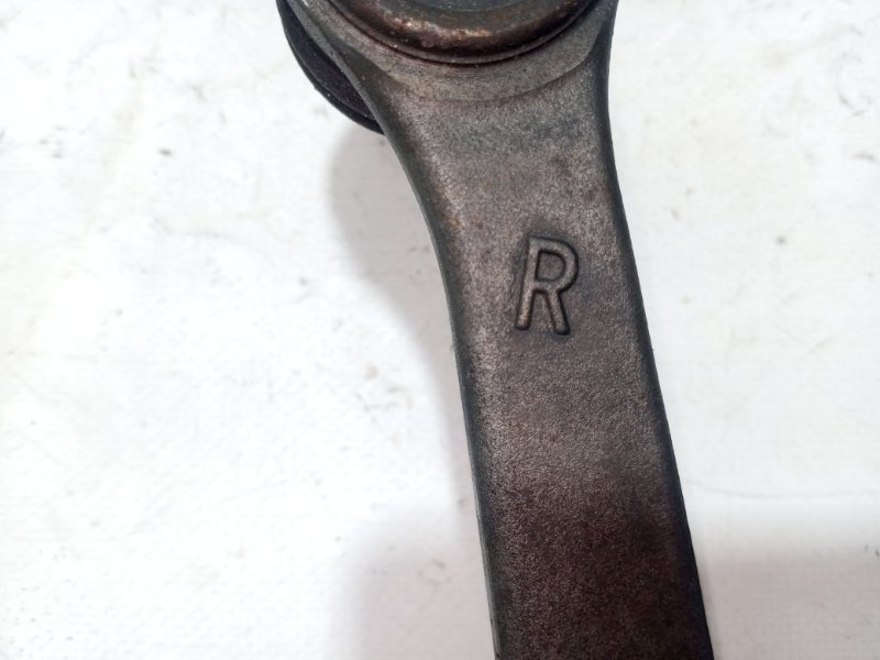 Рулевой наконечник правый Rogue 2021 T33 2.5