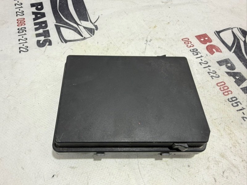 Блок IPDM Rogue 2020 T33 2.5 Блок IPDM Rogue 2020 T33 2.5