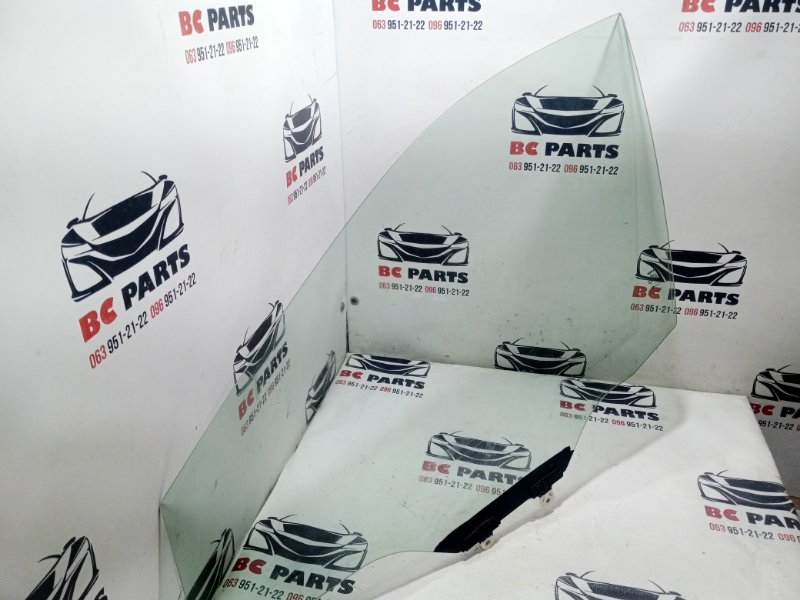 Стекло двери переднее левое Rogue 2019 T32 QR25 2.5