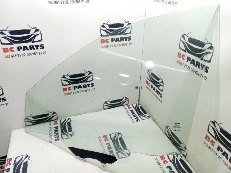 Стекло двери переднее левое Nissan Rogue T32 QR25 2.5