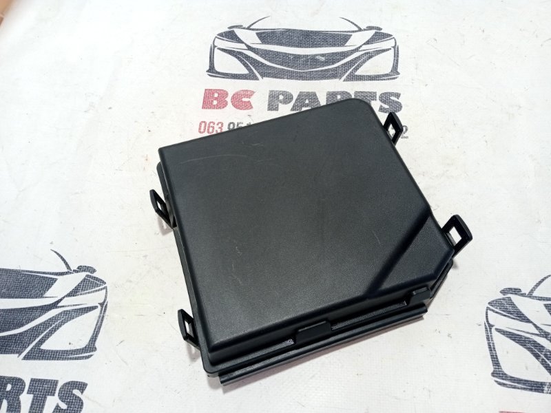 Крышка блока предохранителей Nissan Rogue 2019 T32 QR25 2.5 284B94BA0B Б/У