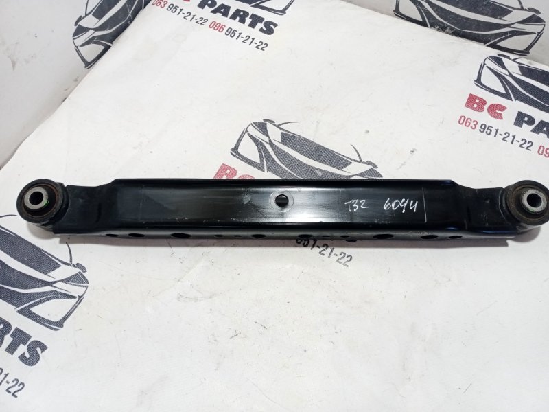 Рычаг подвески нижний задний правый Rogue 2019 T32 QR25 2.5