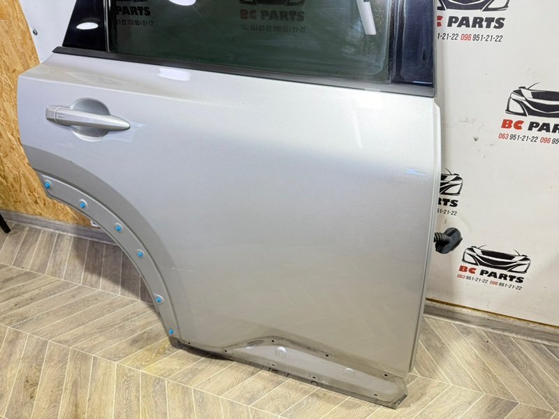 Дверь боковая задняя правая Nissan Rogue T33 2.5