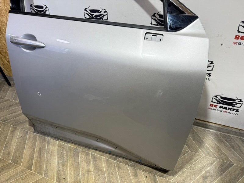 Дверь боковая передняя правая Nissan Rogue T33 2.5 Дверь боковая передняя правая Nissan Rogue T33 2.5