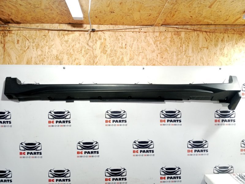Накладка порога левая Nissan Rogue 2019 T32 QR25 2.5 768516FL0A Б/У