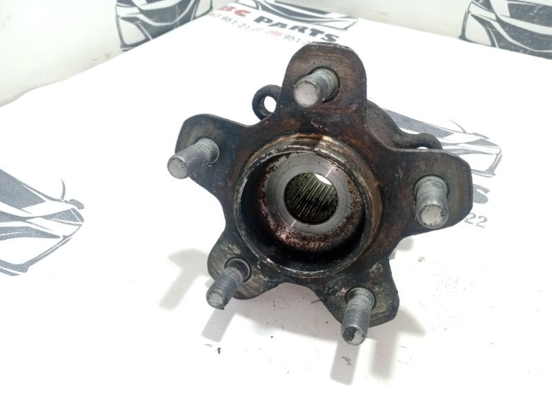 Ступица задняя Nissan Rogue T33 2.5