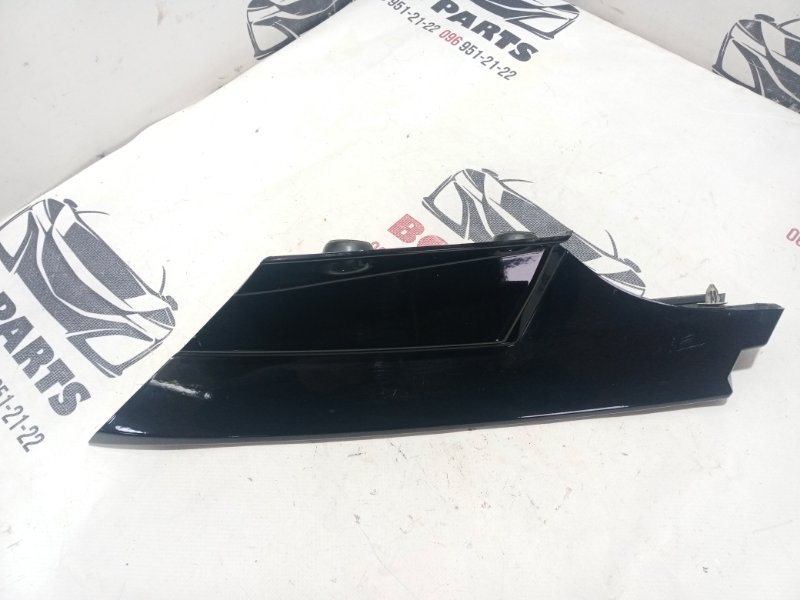 Накладка кузова правая Rogue 2017 T32 QR25 2.5