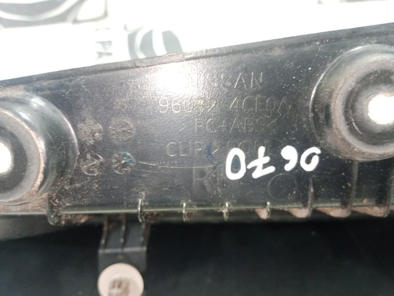 Накладка кузова правая Rogue 2017 T32 QR25 2.5