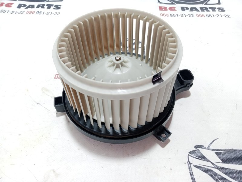 Вентилятор печки Nissan Rogue T33 2.5