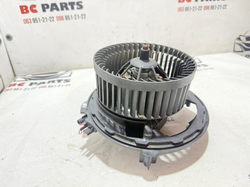 Вентилятор печки Tiguan 2020 2.0