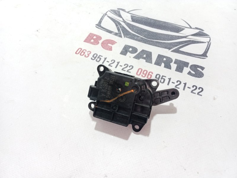 Сервопривод заслонок печки Nissan Rogue 2022 T33 1.5 277326RF0A Б/У