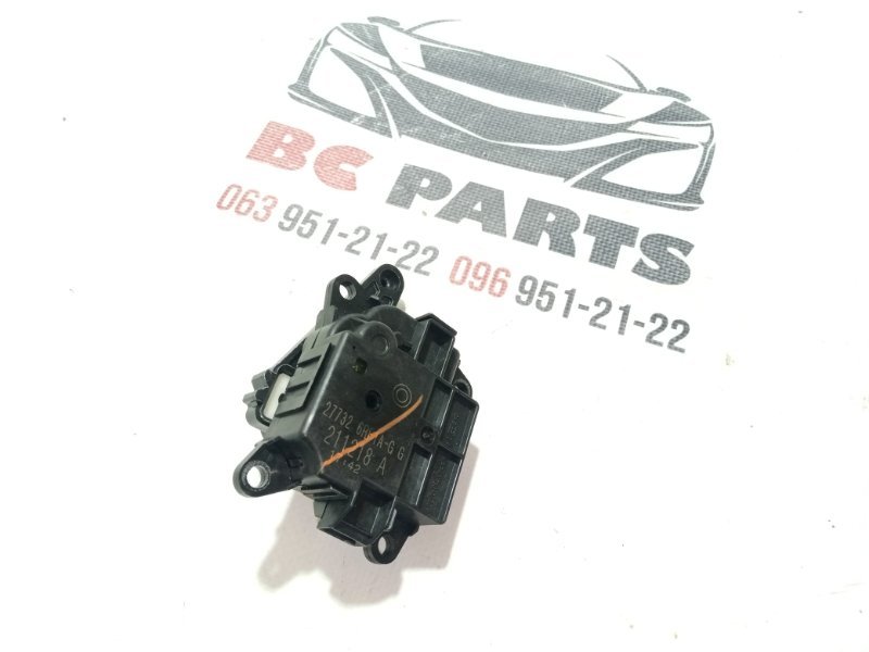 Сервопривод заслонок печки Nissan Rogue 2022 T33 1.5 277326RF1A Б/У