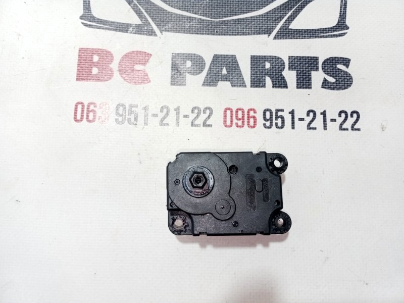 Сервопривод заслонок печки Nissan Rogue T32 QR25 2.5