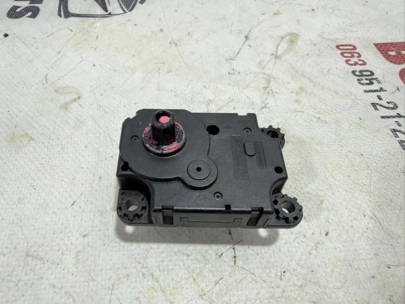 Сервопривод заслонок печки Rogue 2018 T32 QR25 2.5