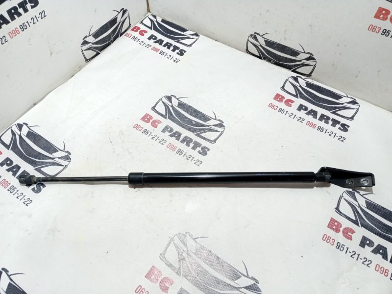 Амортизатор крышки багажника правый Nissan Rogue 2021 T33 2.5 90450-6RR0B Б/У