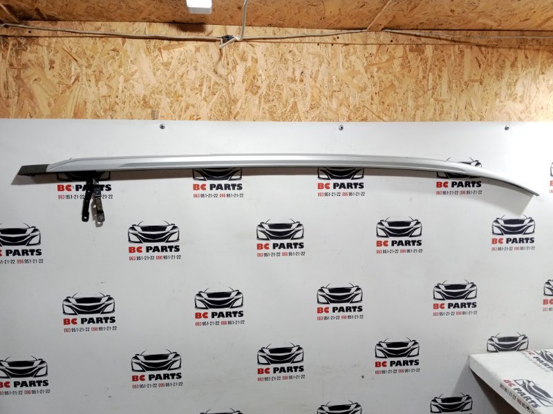 Рейлинг правый Rogue 2020 T33 2.5