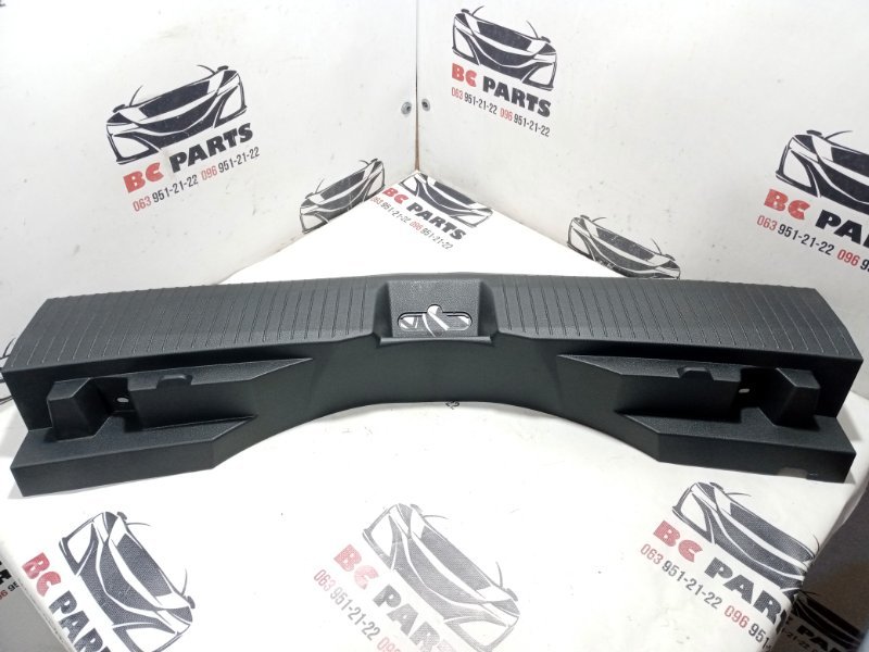 Накладка замка багажника Nissan Rogue 2022 t33 1.5 849926RR0A Б/У