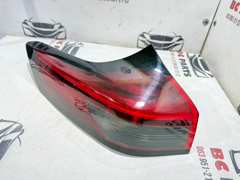 Фонарь наружный (в крыло) задний левый Rogue 2022 t33 1.5