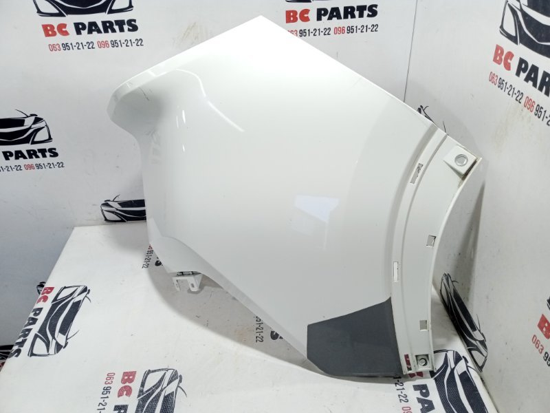 Клык бампера задний правый Nissan Rogue t33 1.5