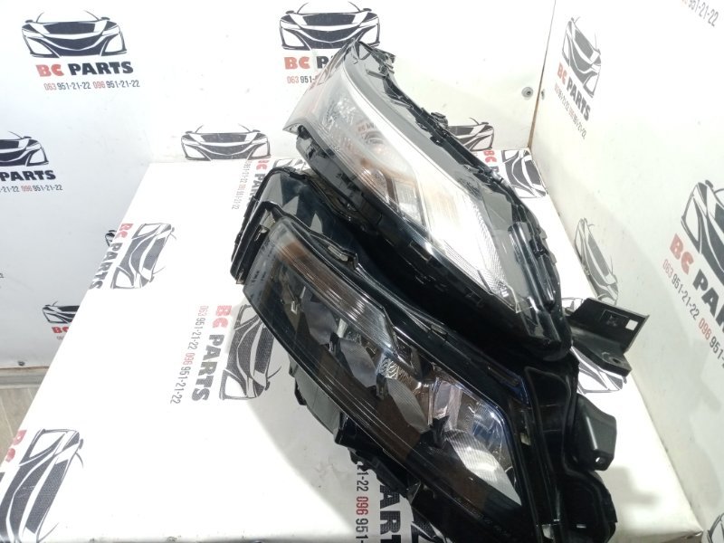 Фара Led передняя правая Nissan Rogue T33 2.5