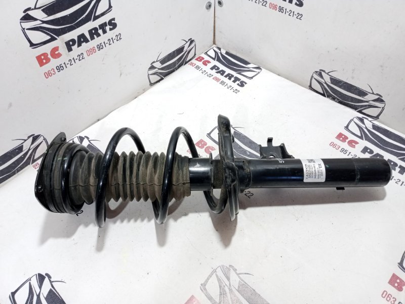 Стойка подвески передняя правая Nissan Rogue 2022 t33 1.5 E4302-6RA1D Б/У