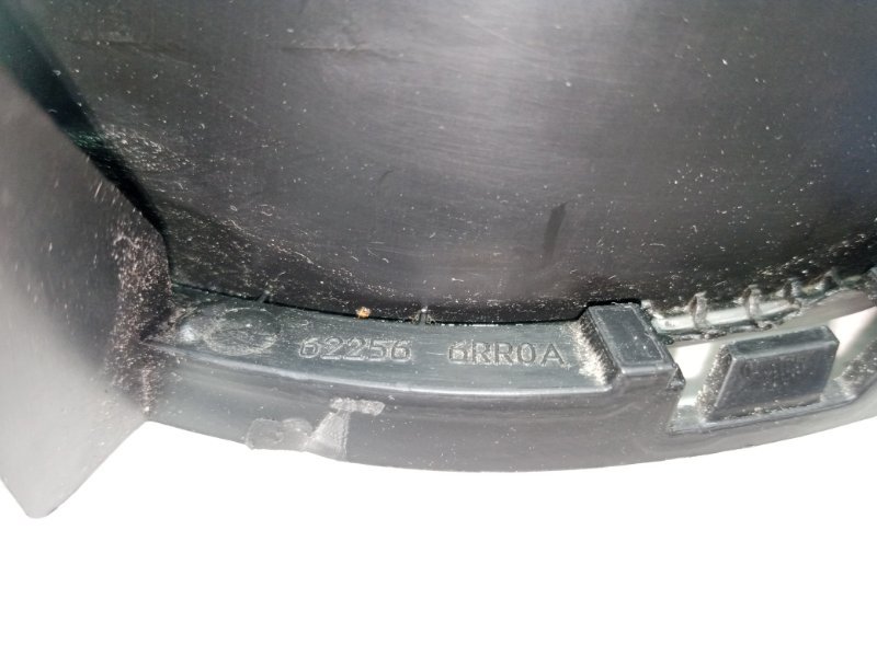 Решетка в бампер передняя правая Rogue 2022 t33 1.5