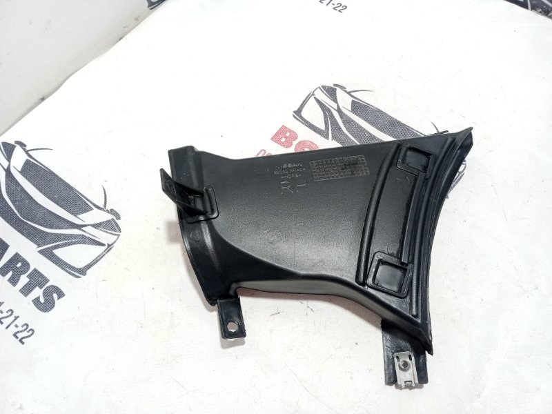 Воздуховод охлаждения тормозов передний правый Rogue 2022 t33 1.5